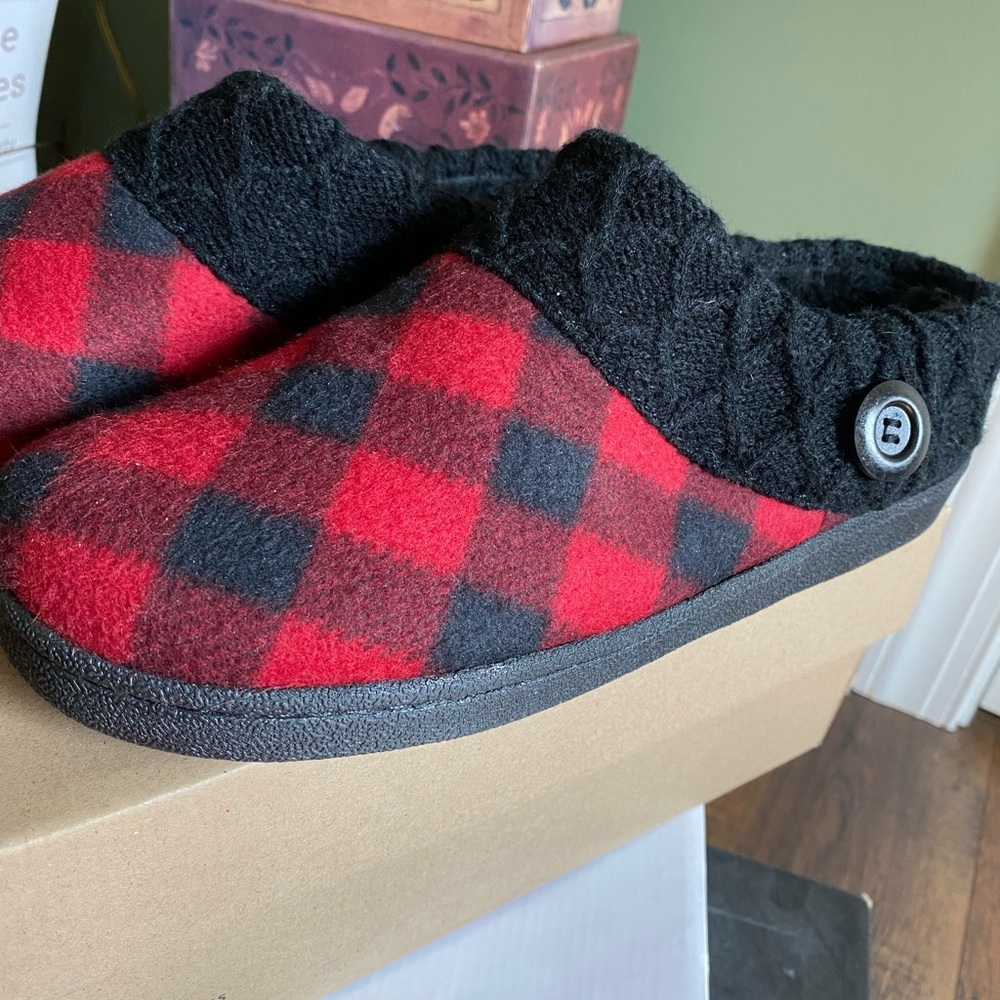 Ladies Clark Slippers (new)